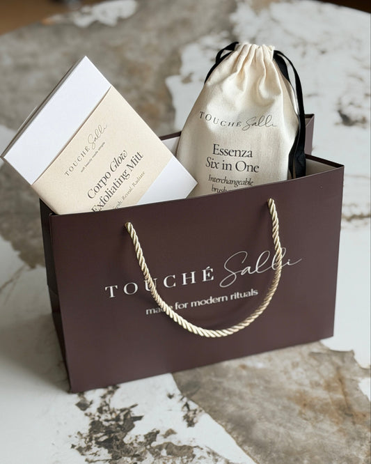 Gør din gave endnu smukkere med Touché Sallis Signature Gift Bag
