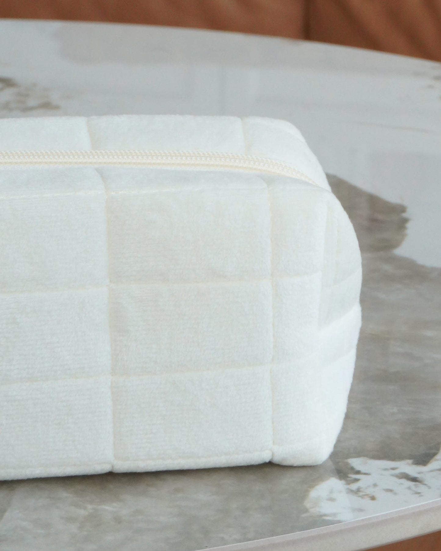 Almond Velvet Case | Kosmetiktaske