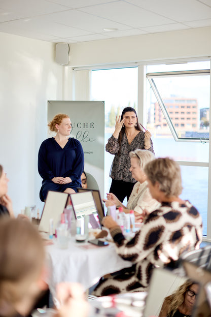 Salli BEAUTYCLASS | Holiday Glam d. 1. november (AFHOLDT)